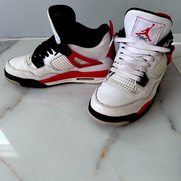 Air Jordan 4 Retro: Red, White, Black - Picture 7 of 7